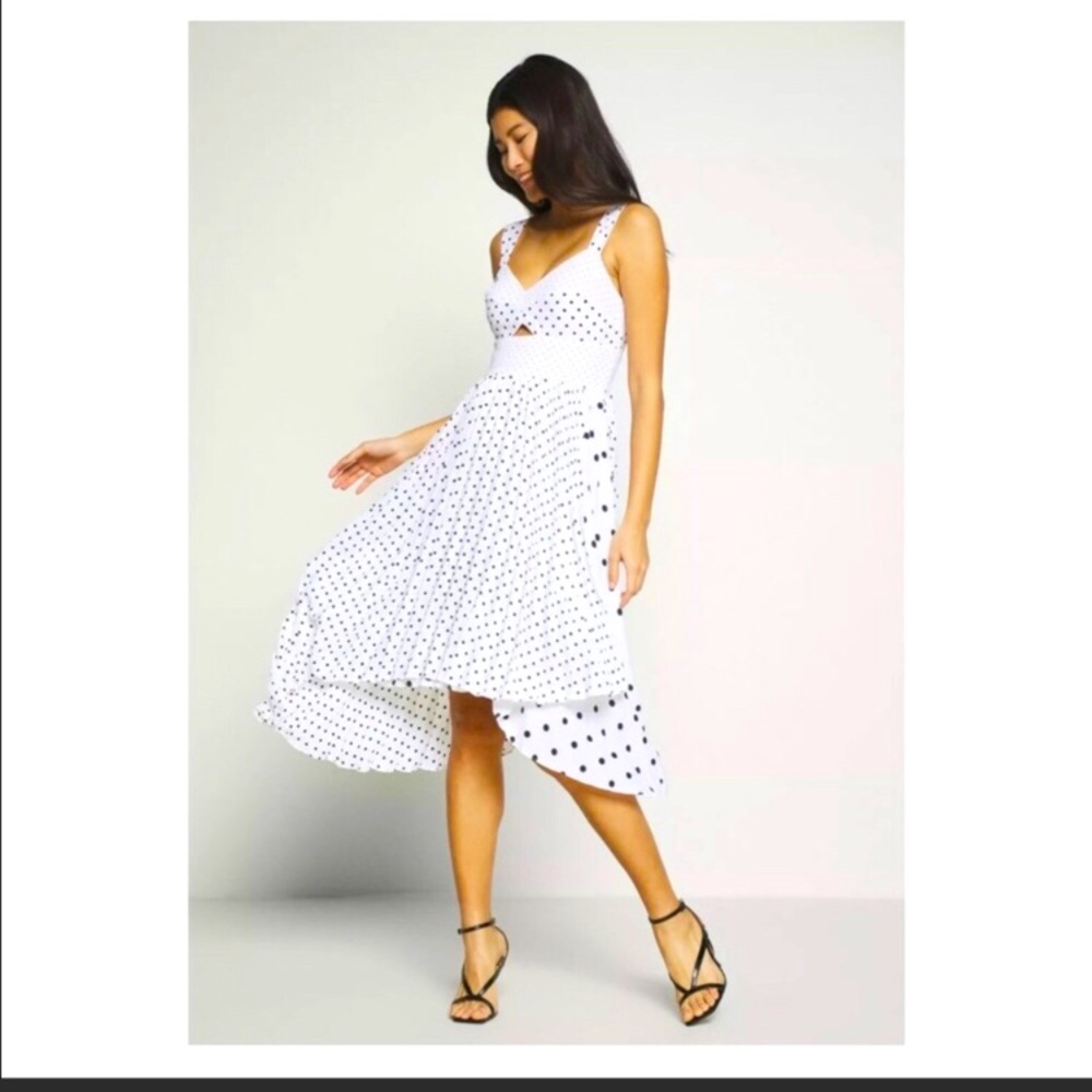 A very beautiful Banana Republic Dress!